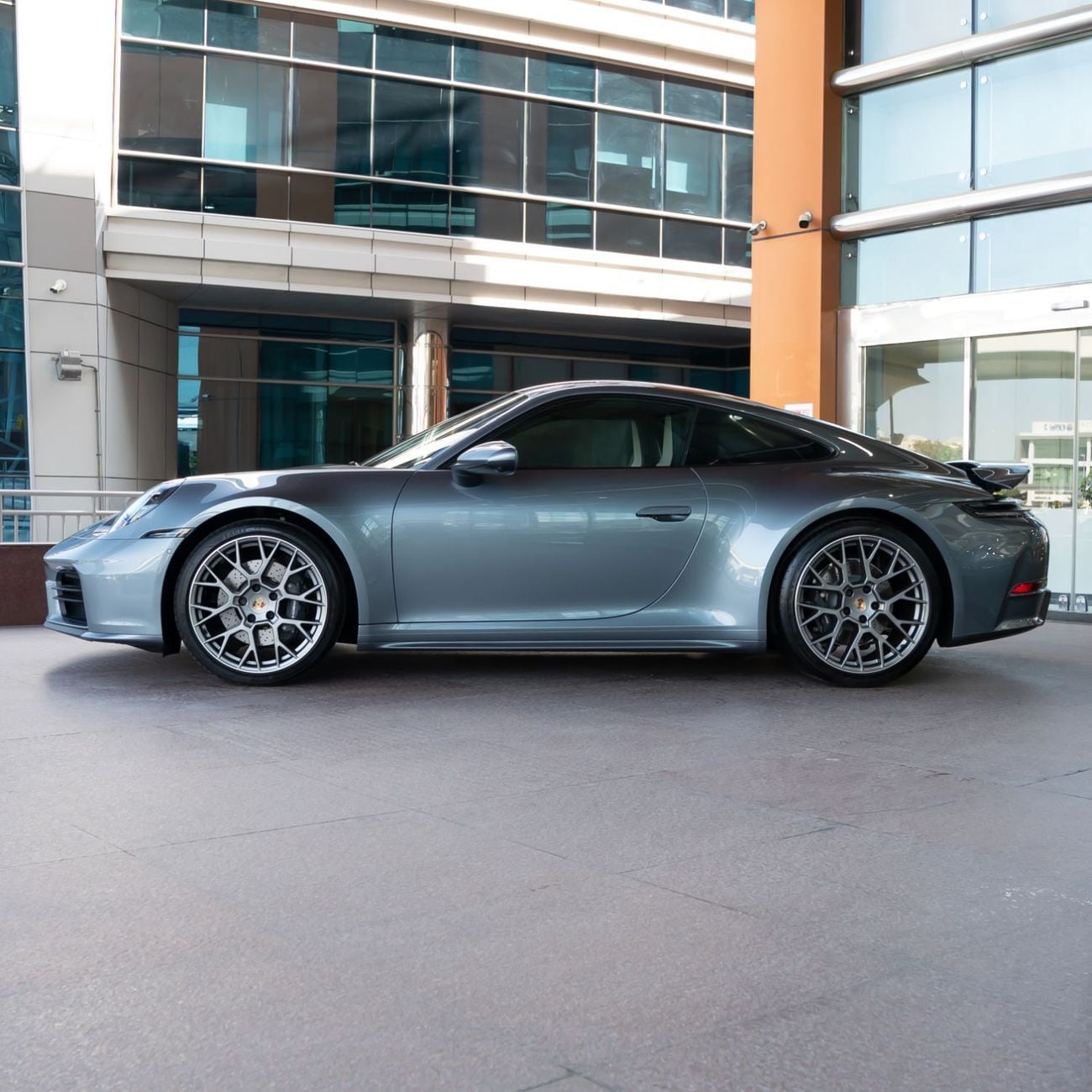 Porsche 911 Carrera 3.0L (444 HP) Coupe 2025 PORSCHE 911 CARRERA BRAND NEW