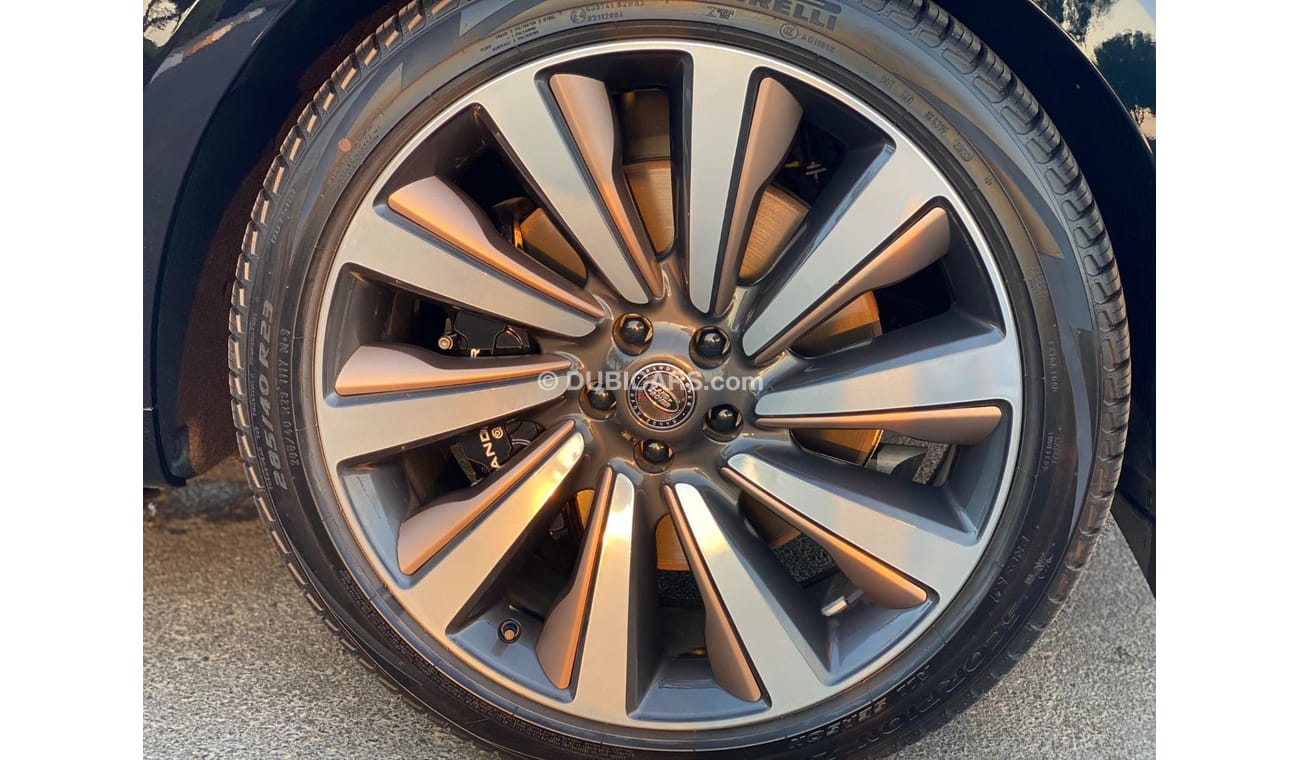 لاند روفر رينج روفر GCC SPEC UNDER WARRANTY AND SERVICE CONTRACT