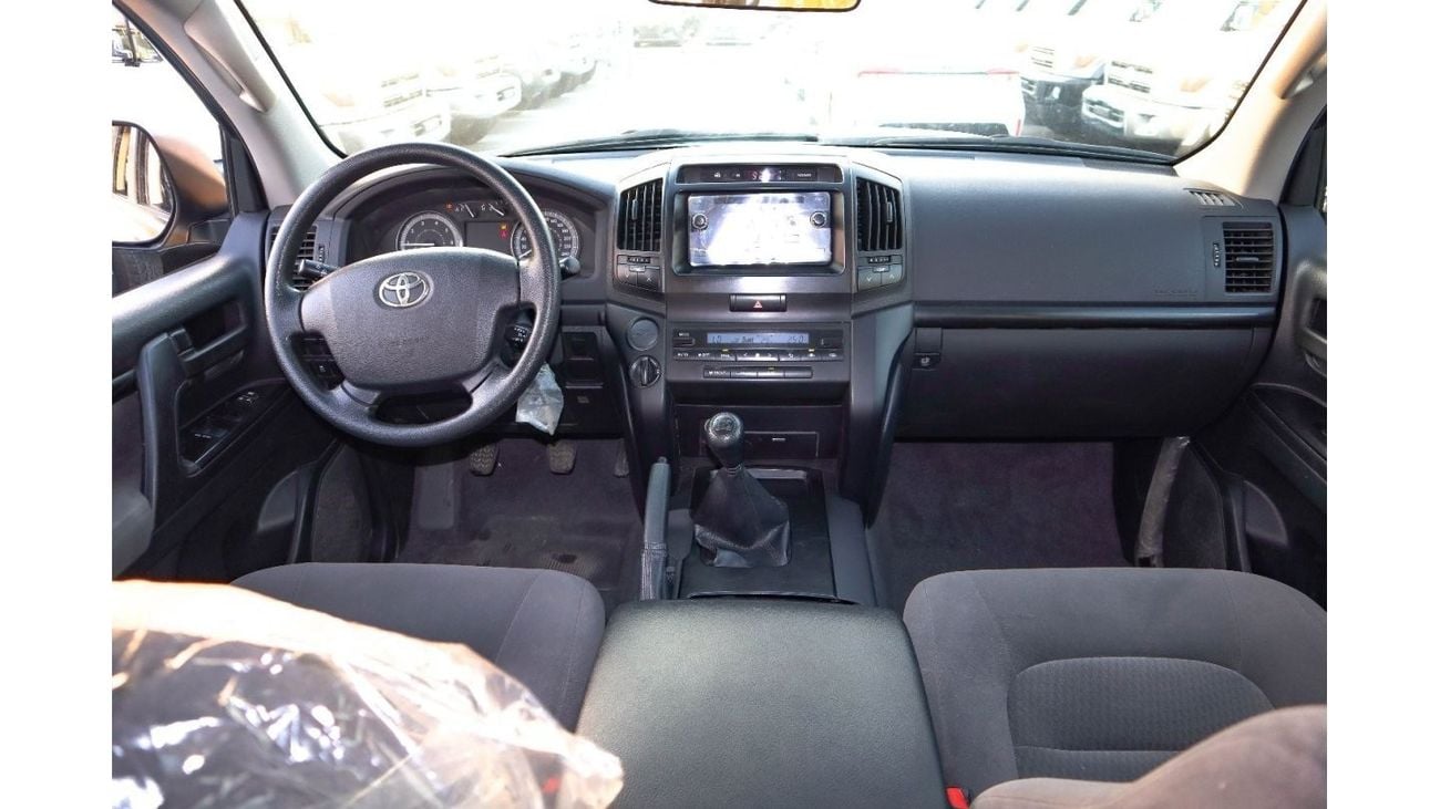 تويوتا لاند كروزر GXR3