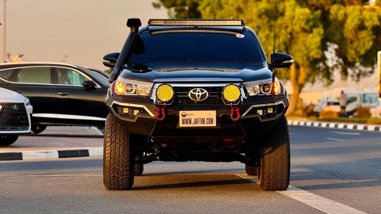 تويوتا هيلوكس -