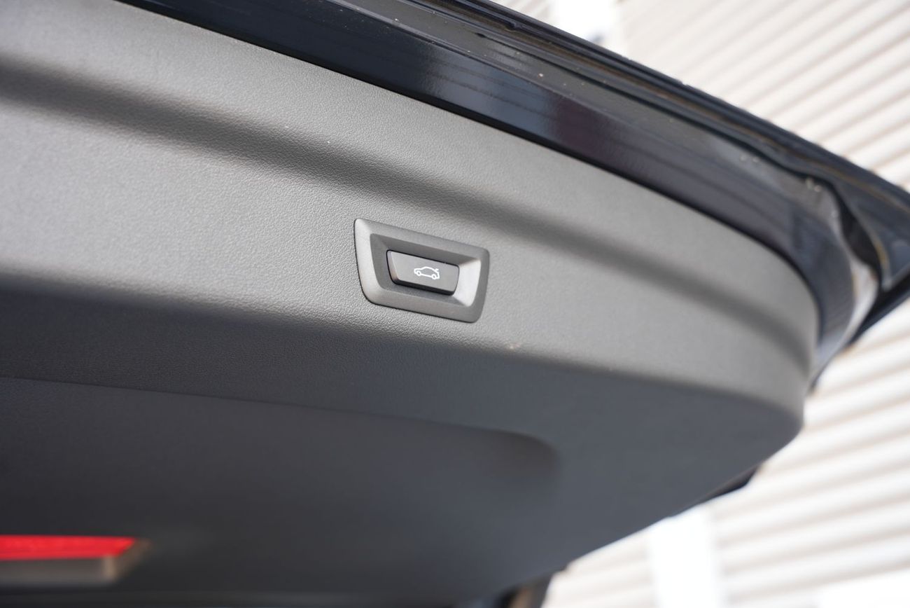 بي أم دبليو iX1 2026 BMW iX1 S-drive 25L FWD 0Km