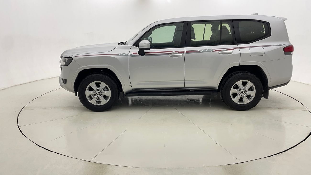 تويوتا لاند كروزر GXR 4 | بدون دفعة مقدمة | اختبار القيادة في المنزل