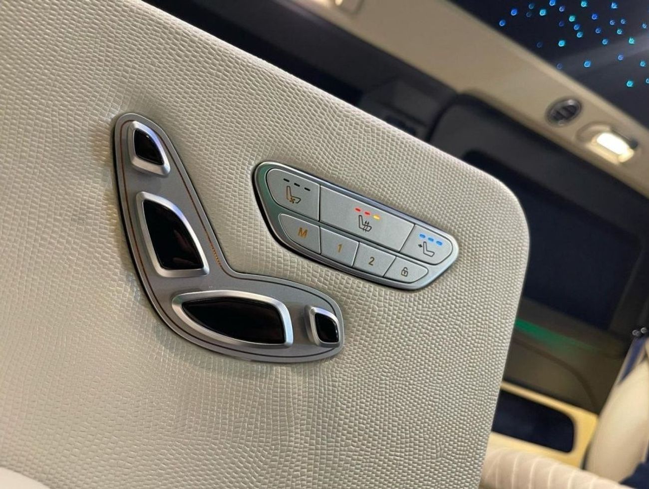 مرسيدس مايباخ V كلاس مايباخ ترقية VIP كاملة لمرسيدس V250 دول مجلس التعاون الخليجي