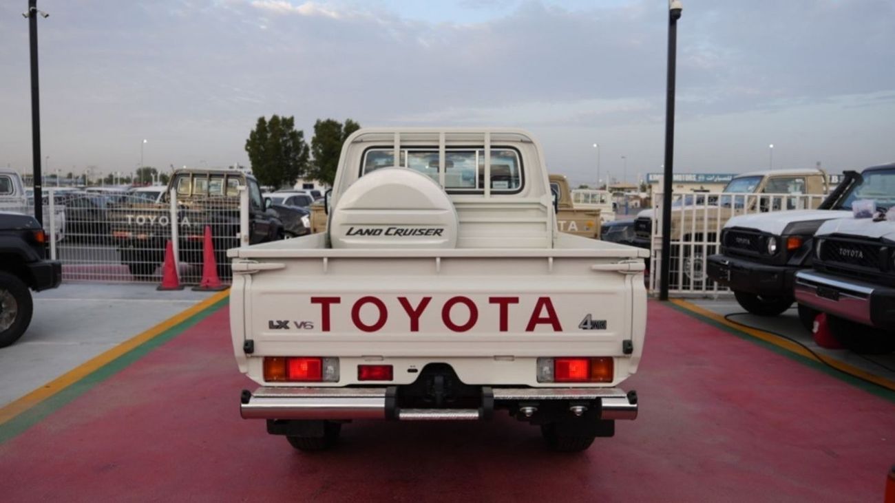 Toyota Land Cruiser Pick Up TOYOTA LC79 PICK-UP SINGLE CABIN 4.0L AUTOMATIC TRANSMISSION DOUBLE TANK 2024 FULL OPTION