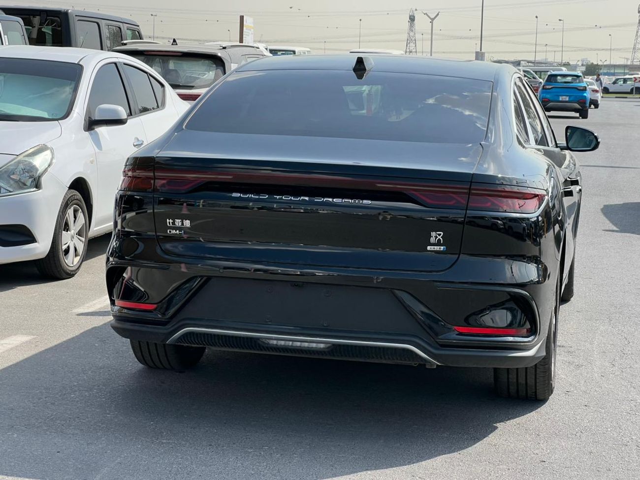 بي واي دي هان BYD Han DM-i plug-in hybrid-2025