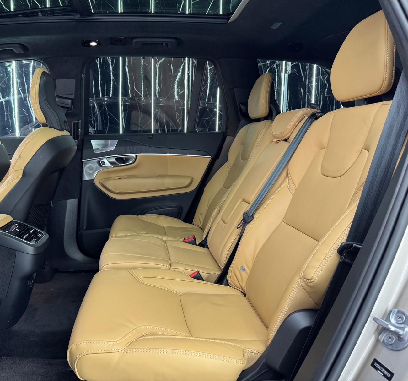 فولفو XC 90 ULTIMATE BRIGHT