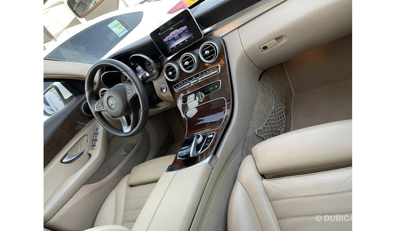 Mercedes-Benz C 200 Std Mercedes C200_Gcc_2015_Excellent_Condition _Full option