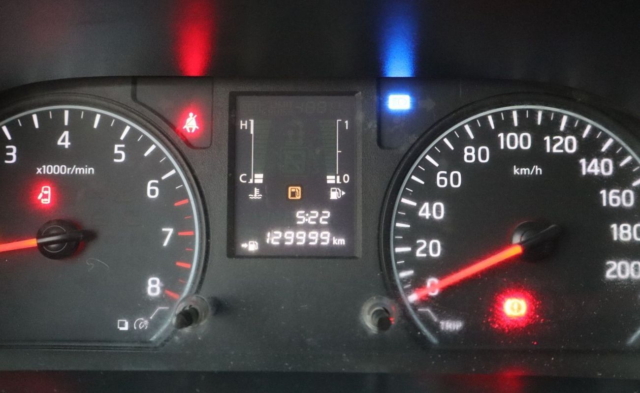 Nissan Urvan 3-Seater Automatic (4-Door)