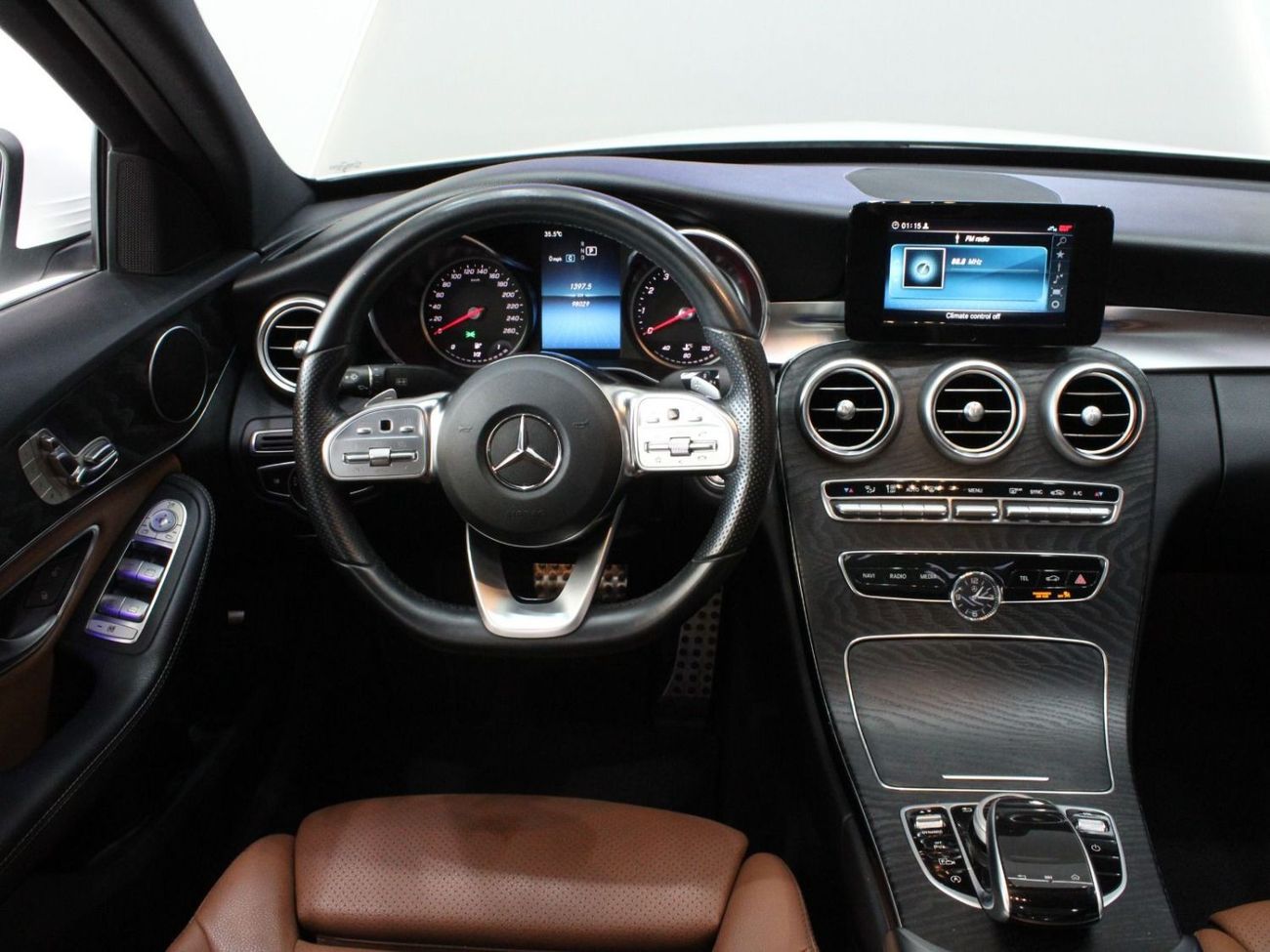 مرسيدس بنز C 200 افانتجارد