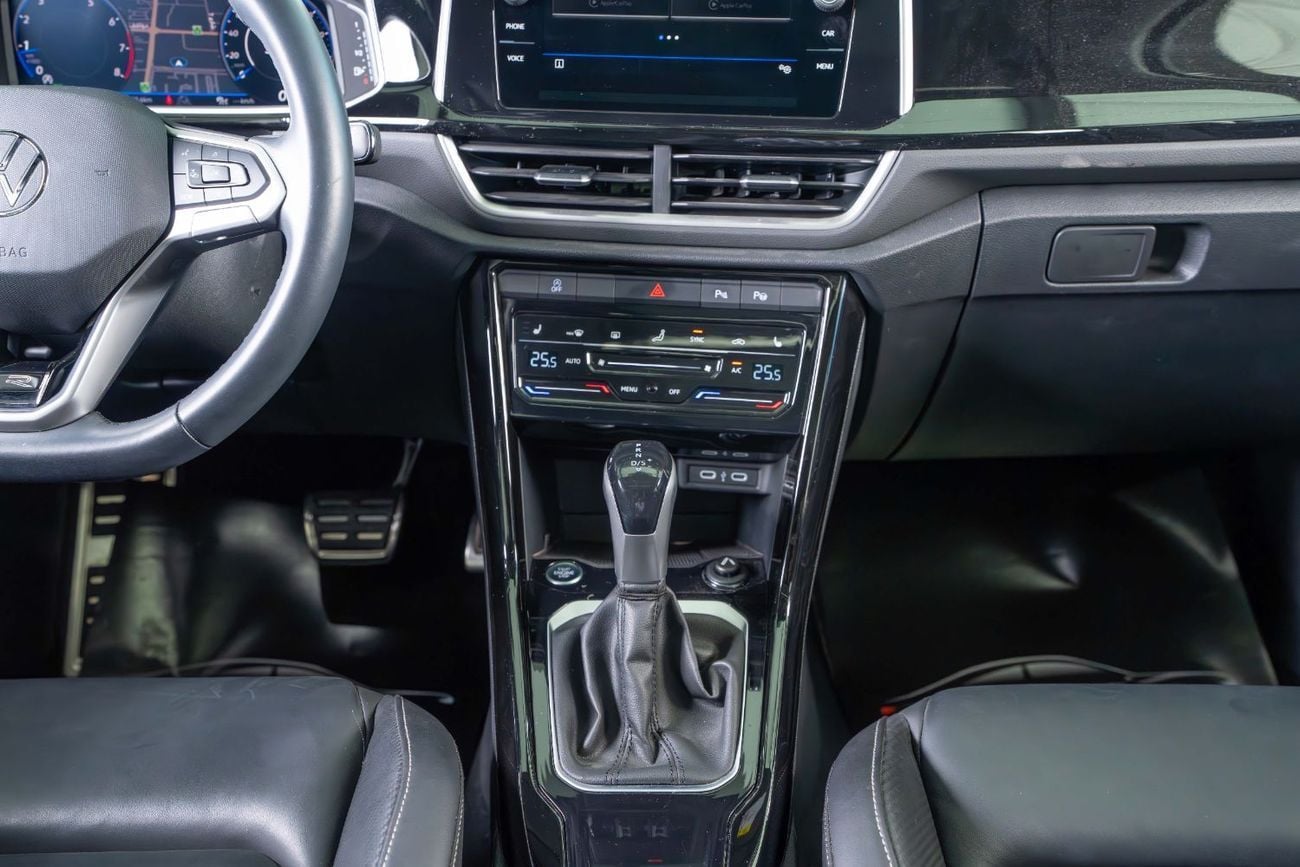 Volkswagen T ROC R-line 1.4L GCC-Al Nabooda Warranty Until 12/2027 Service Contract Until 12/2028