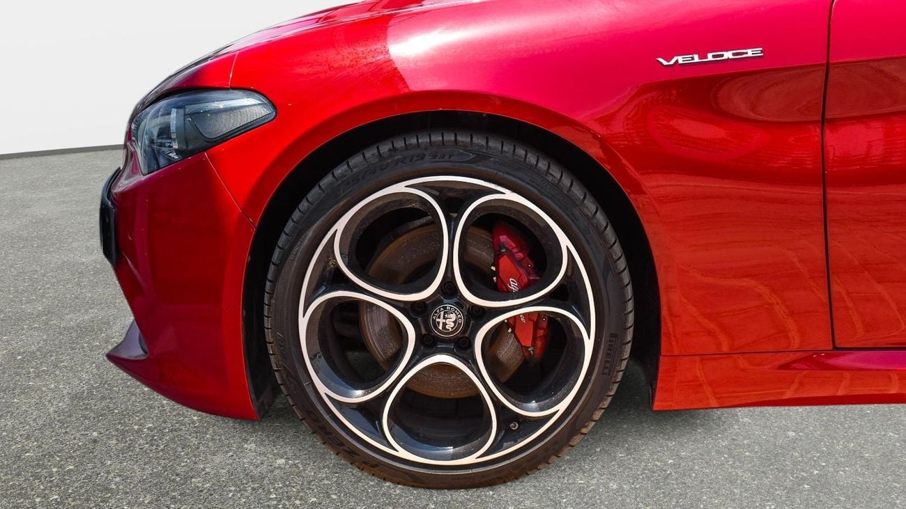 Alfa Romeo Giulia VELOCE | 2022 | Special Offer  | 18-30 Sep | Gargash Warranty & Service | Free insurance | Finance from 0.9