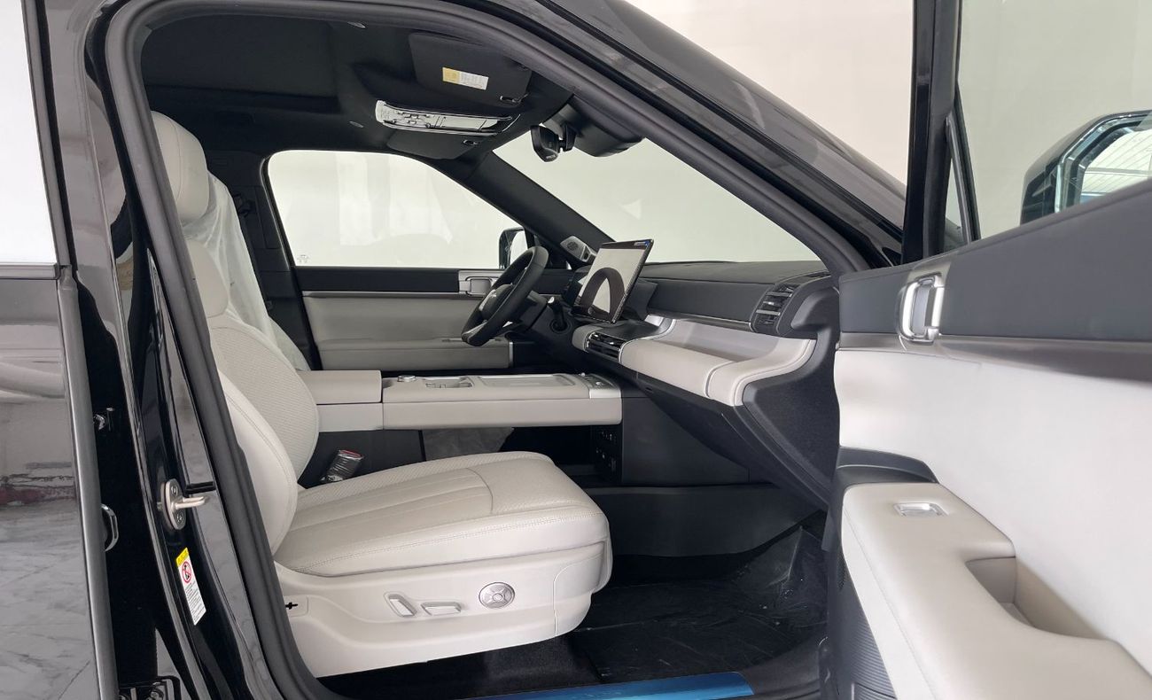 BYD Leopard Titanium 7 Ultra 1.5L-4CYL 680 HP