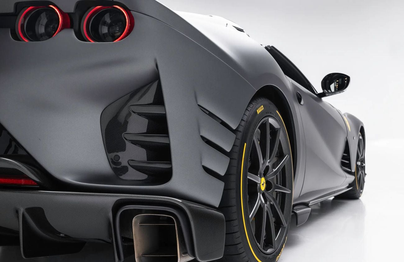 فيراري 812 كومبيتيزون 6.5L V12 Naturally Aspirated Engine