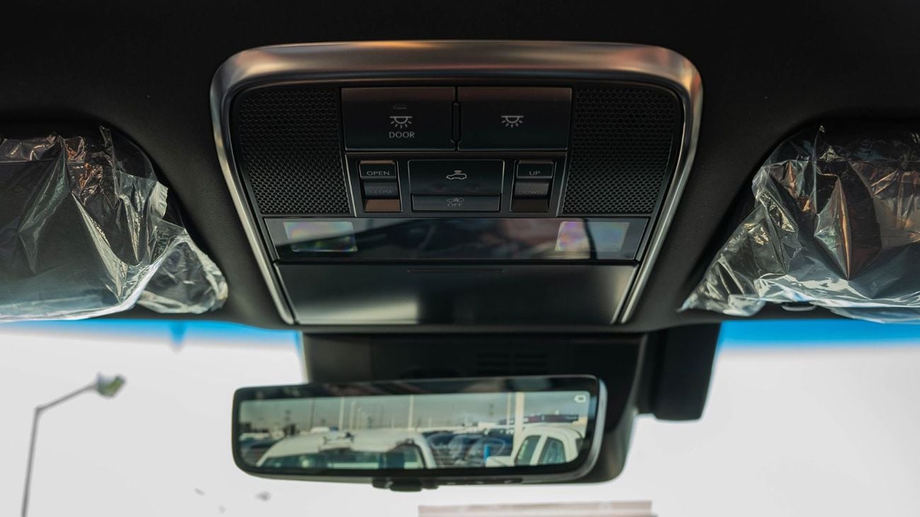 Lexus LX 600 2025 Lexus LX600 Signature 3.5L AT Petrol (White)