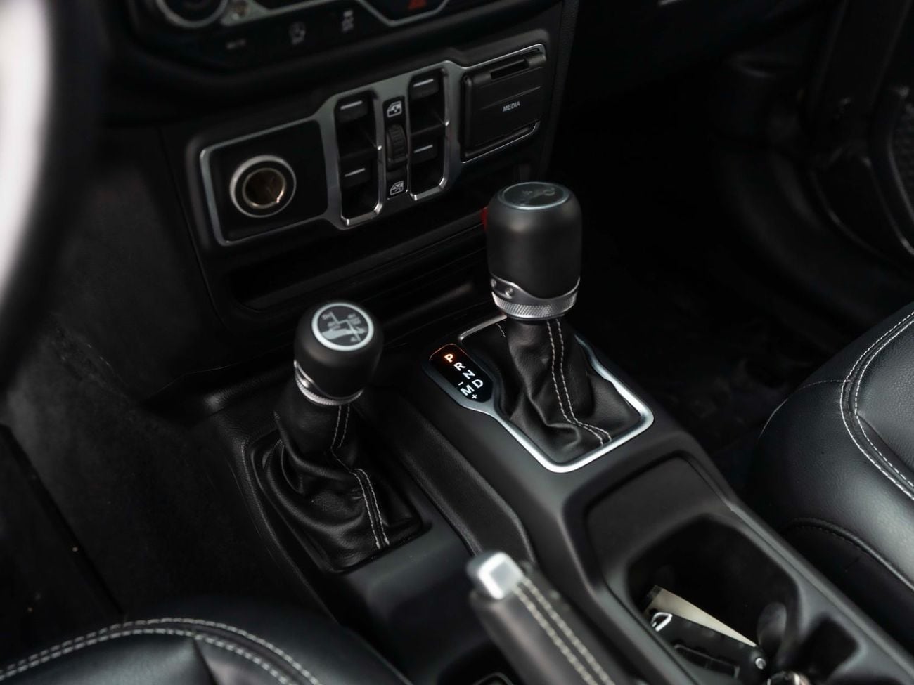 Jeep Wrangler SAHARA