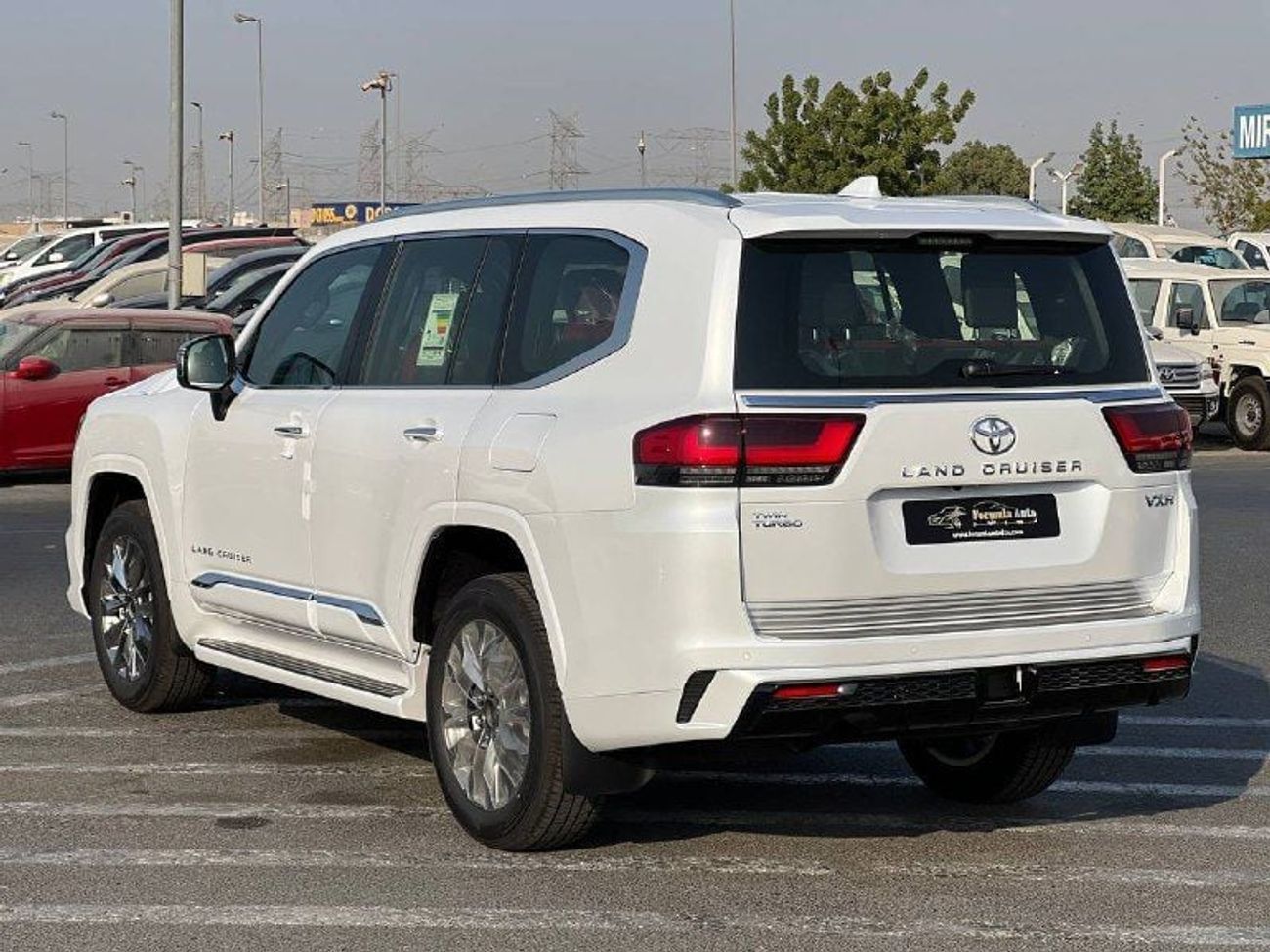 Toyota Land Cruiser VXR 3.5L PTR A/T // 2026 // FULL OPTION WITH KIT , RADAR & 360 CAMERA , HEAD UP DISPLAY // SPECIAL O