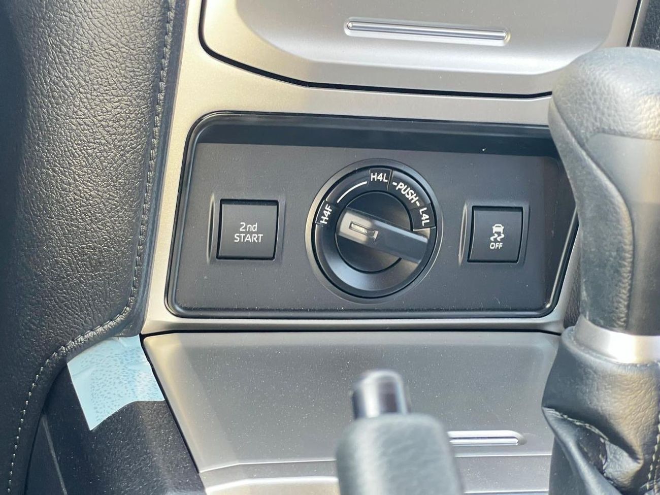 تويوتا برادو TX-L Top 2.7L