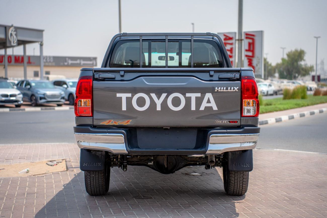 تويوتا هيلوكس Toyota Hilux 2025 2.4L Diesel 4WD Double Cab Manual