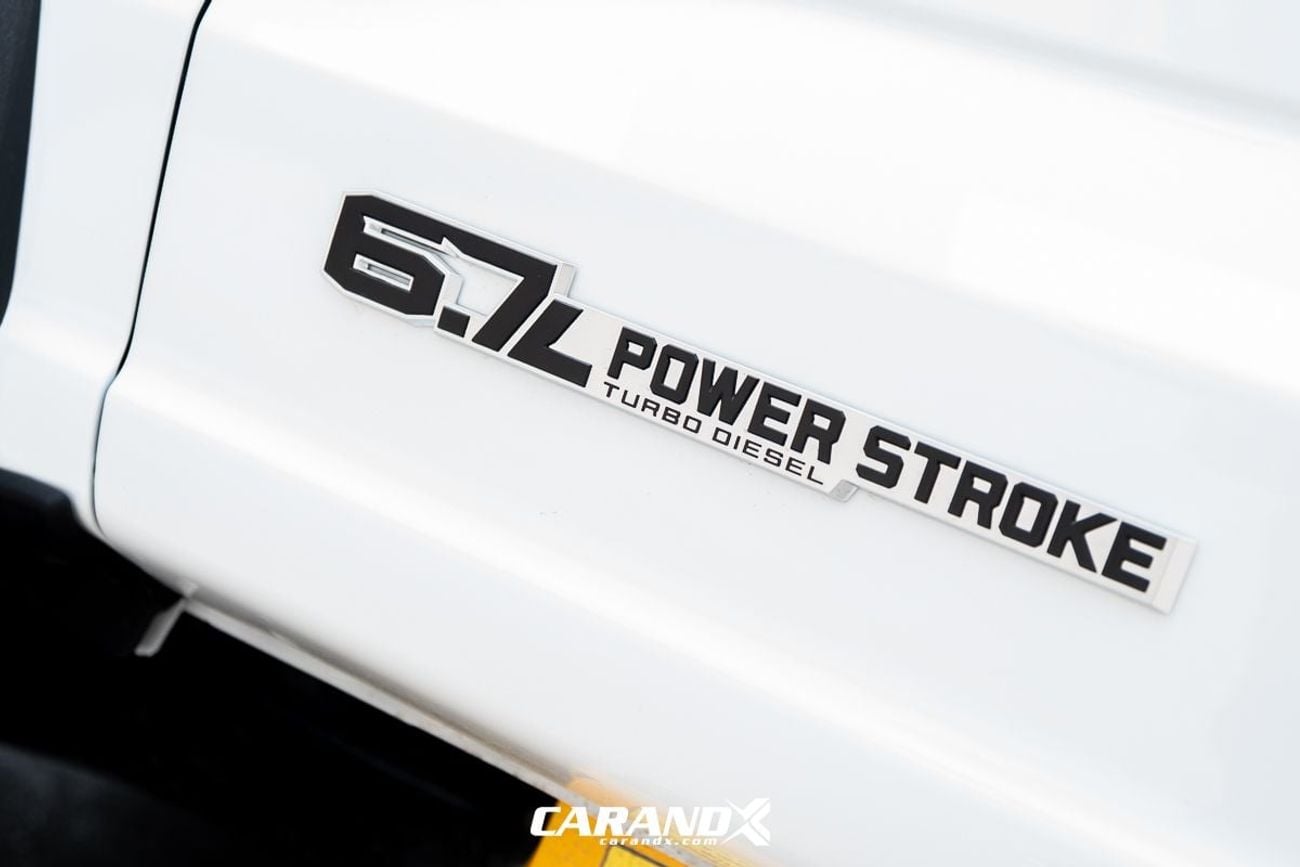 فورد F 550 REG CHAS CAB XL 145'' WB 6.7L V8 Diesel Automatic Transmission 4x4