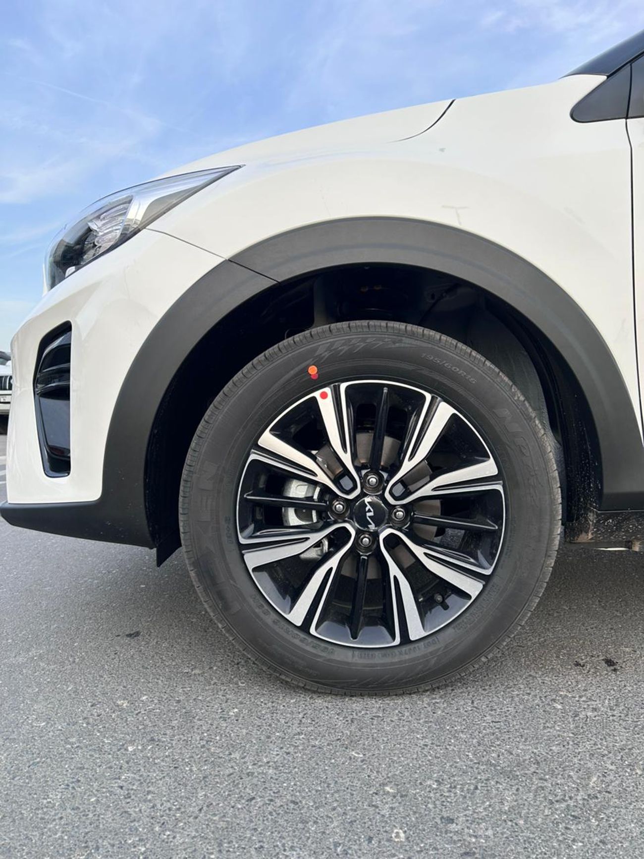 كيا KX1 KIA KX1 1.4L CVT WITH SUNROOF 2025
