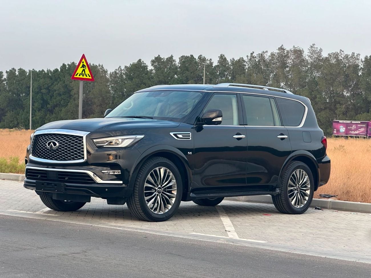 إنفينيتي QX80 LIMITED