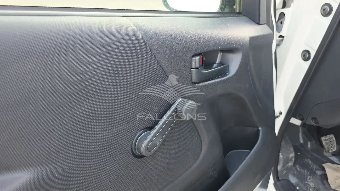 Toyota Hiace Toyota/HIACE D/ 2.5L PNL VAN AC STD RF MT