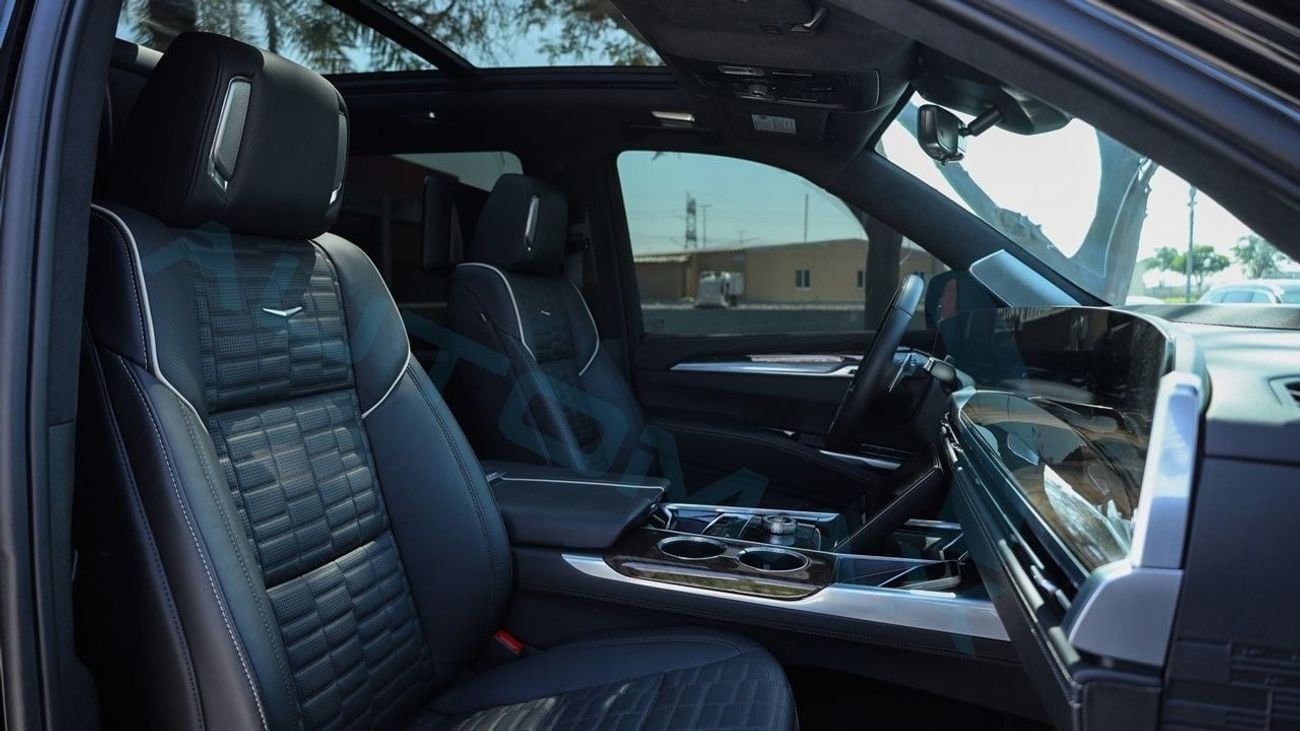 كاديلاك إسكالاد 600 Sport Platinum V8 6.2L 5000Km 2025 With 3 Years Or 100,000 Km Warranty