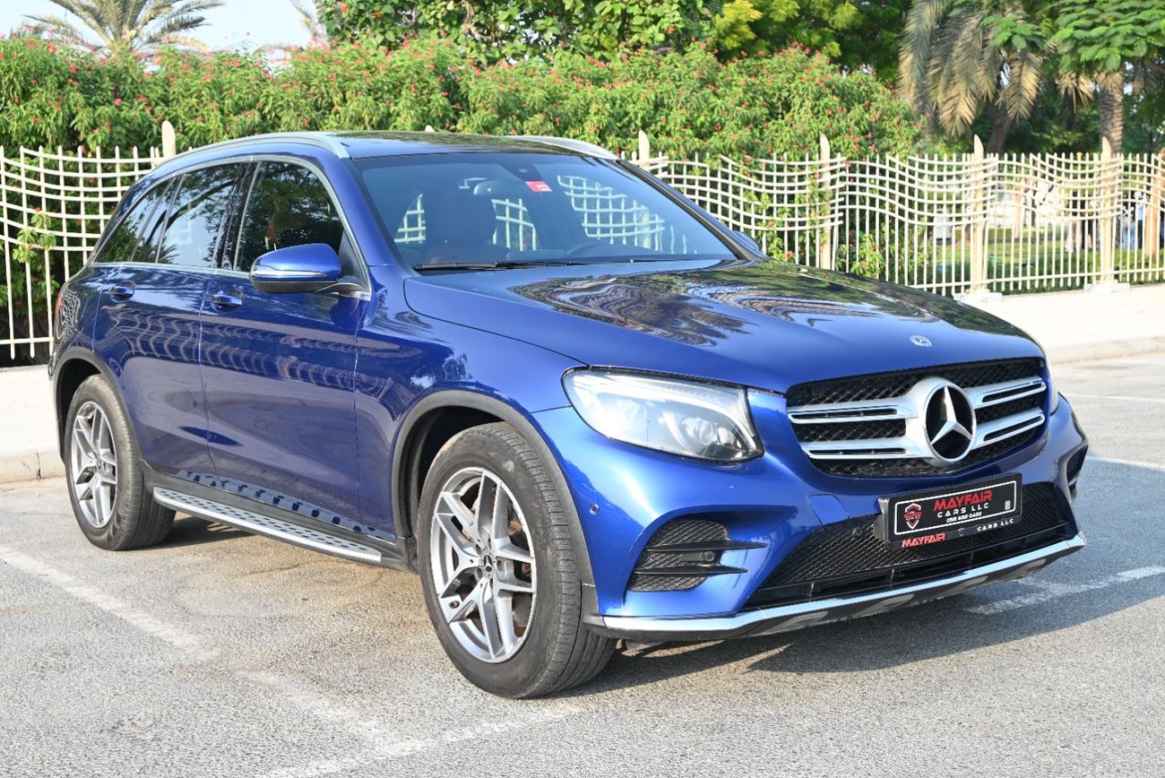مرسيدس بنز GLC 300 4MATIC 2.0L