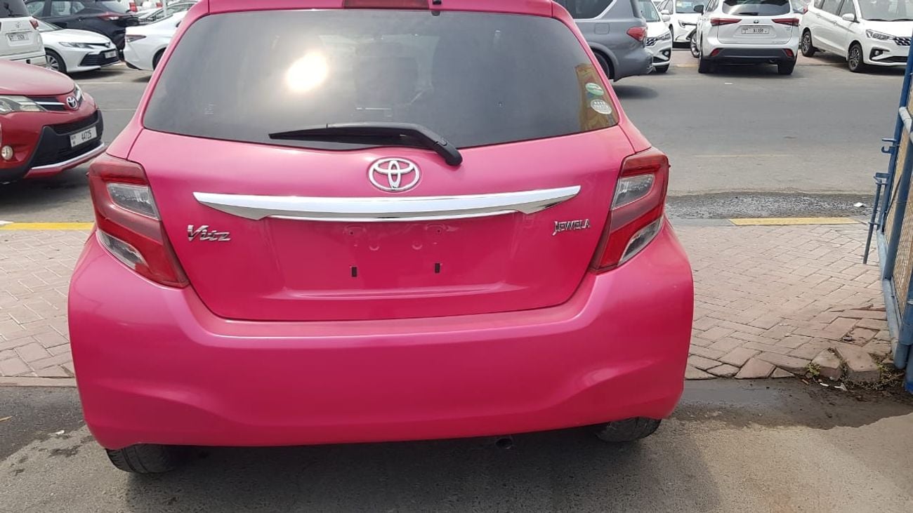 Toyota Vitz TOYOTA VITZ 2015