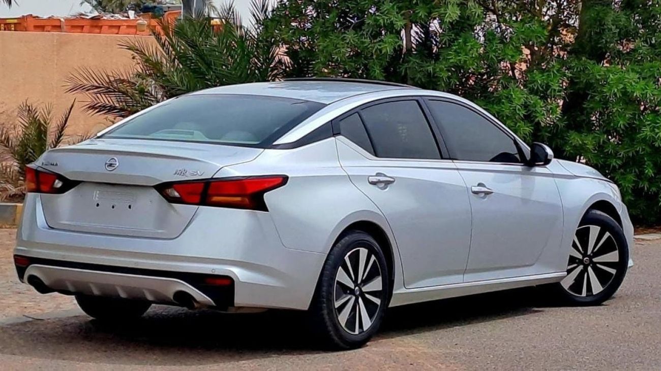 Nissan Altima SV 2019 2.5L FULL OPTION (999/-MONTHLY)