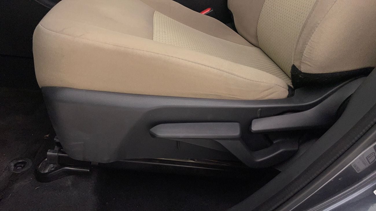 تويوتا يارس E 1.5 | بدون دفعة مقدمة | اختبار القيادة في المنزل