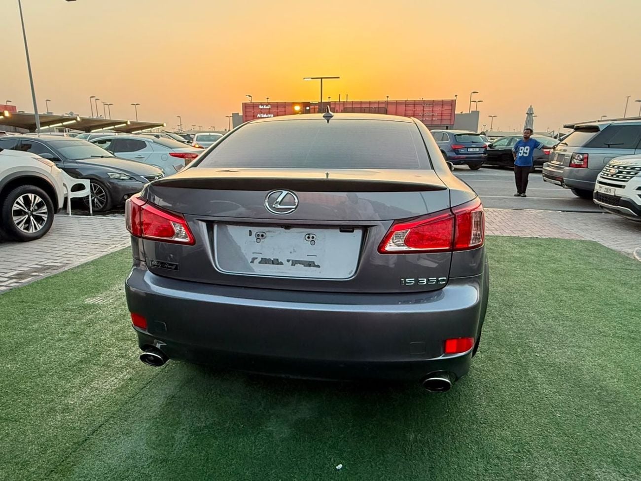 لكزس IS 350 STD (NON GCC)