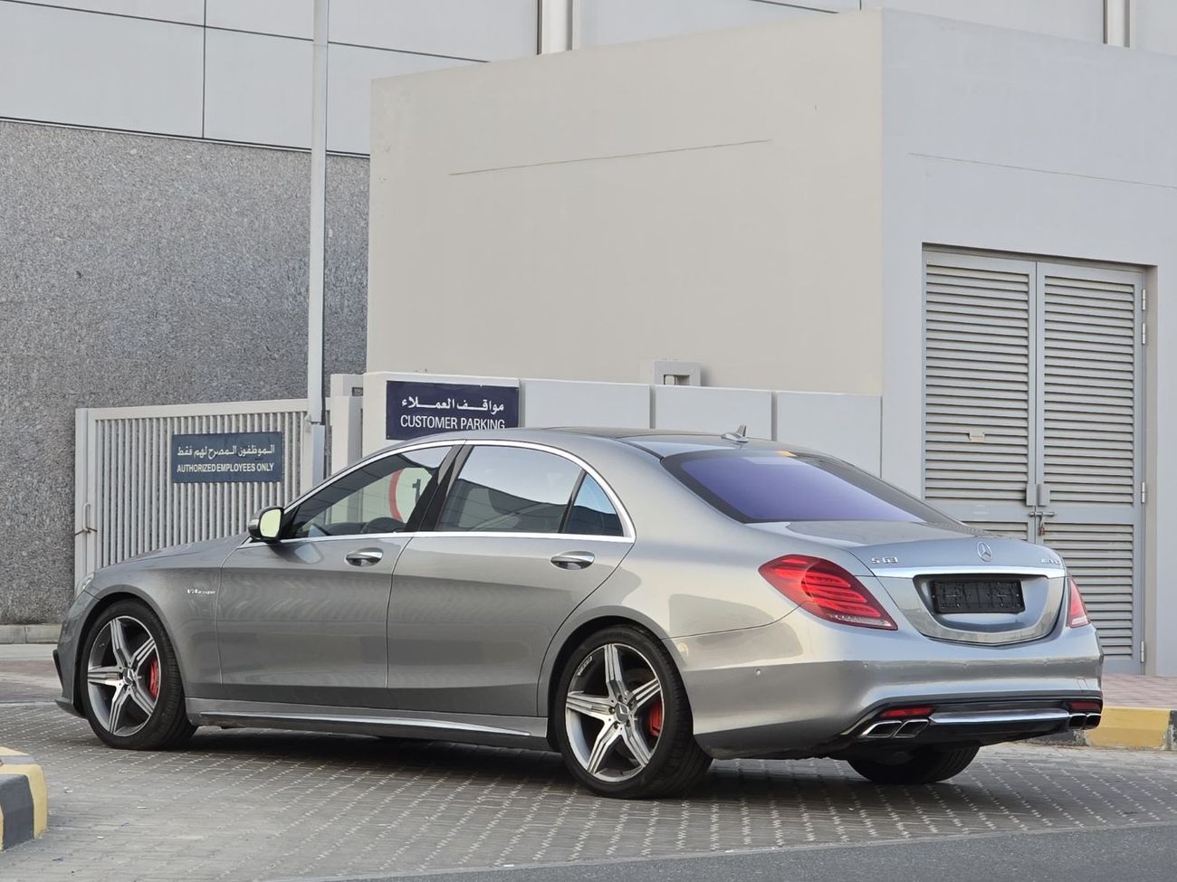 Mercedes-Benz S 63 AMG Std S-63 AMG 4-MATIC 2015 US (CLEAN TITLE) ACCDENTS FREE IN PERFECT CONDITION