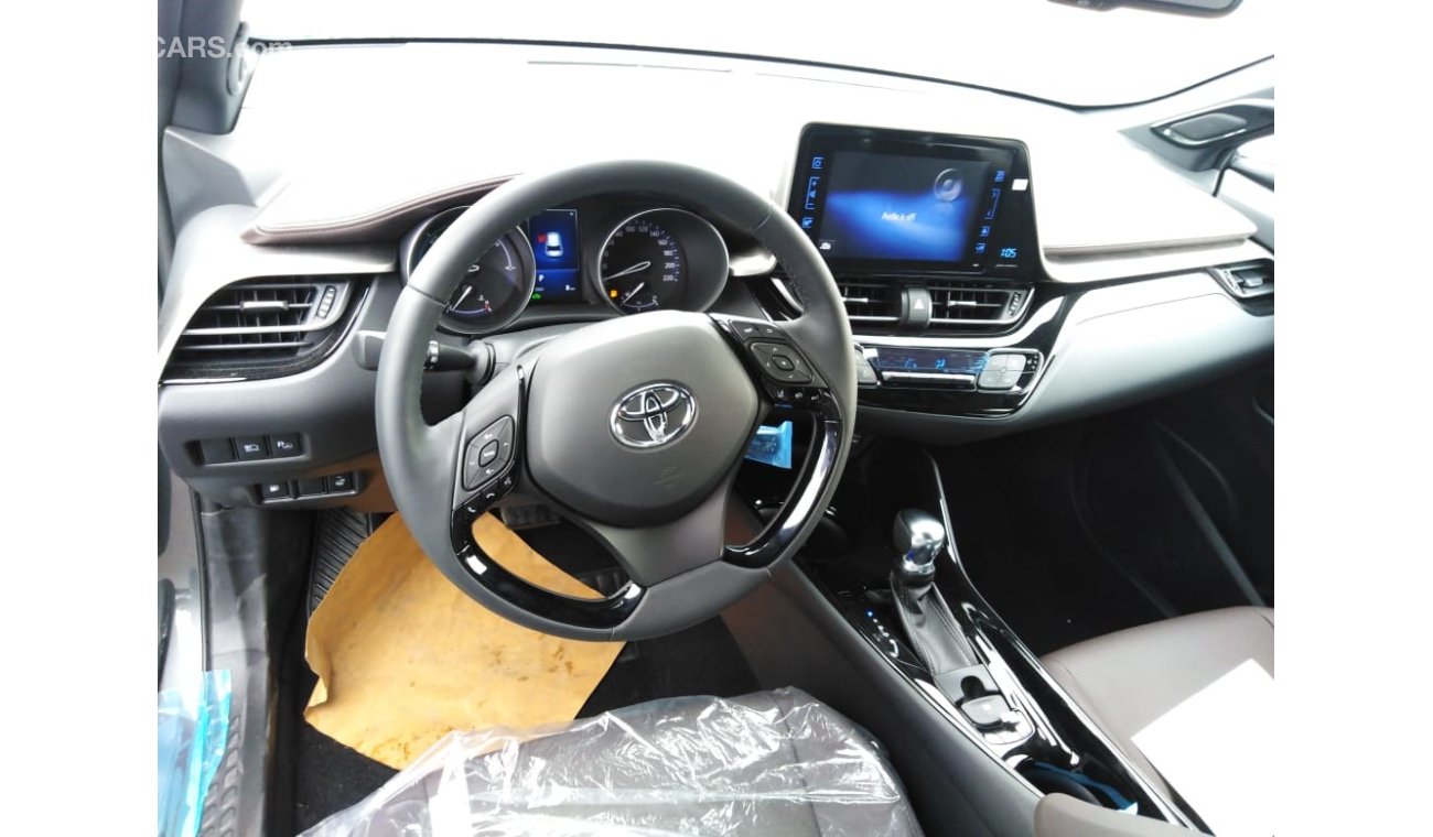 Toyota CHR HYBRID full option