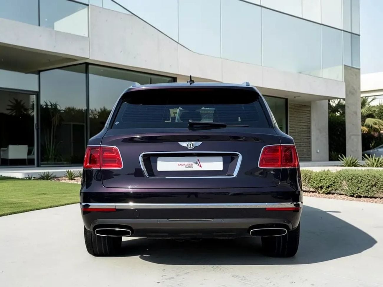Bentley Bentayga STD AED 3,990 P.M | 0% down payment | bentley bentayga | 6.0l w12 | 2017 | gcc specs