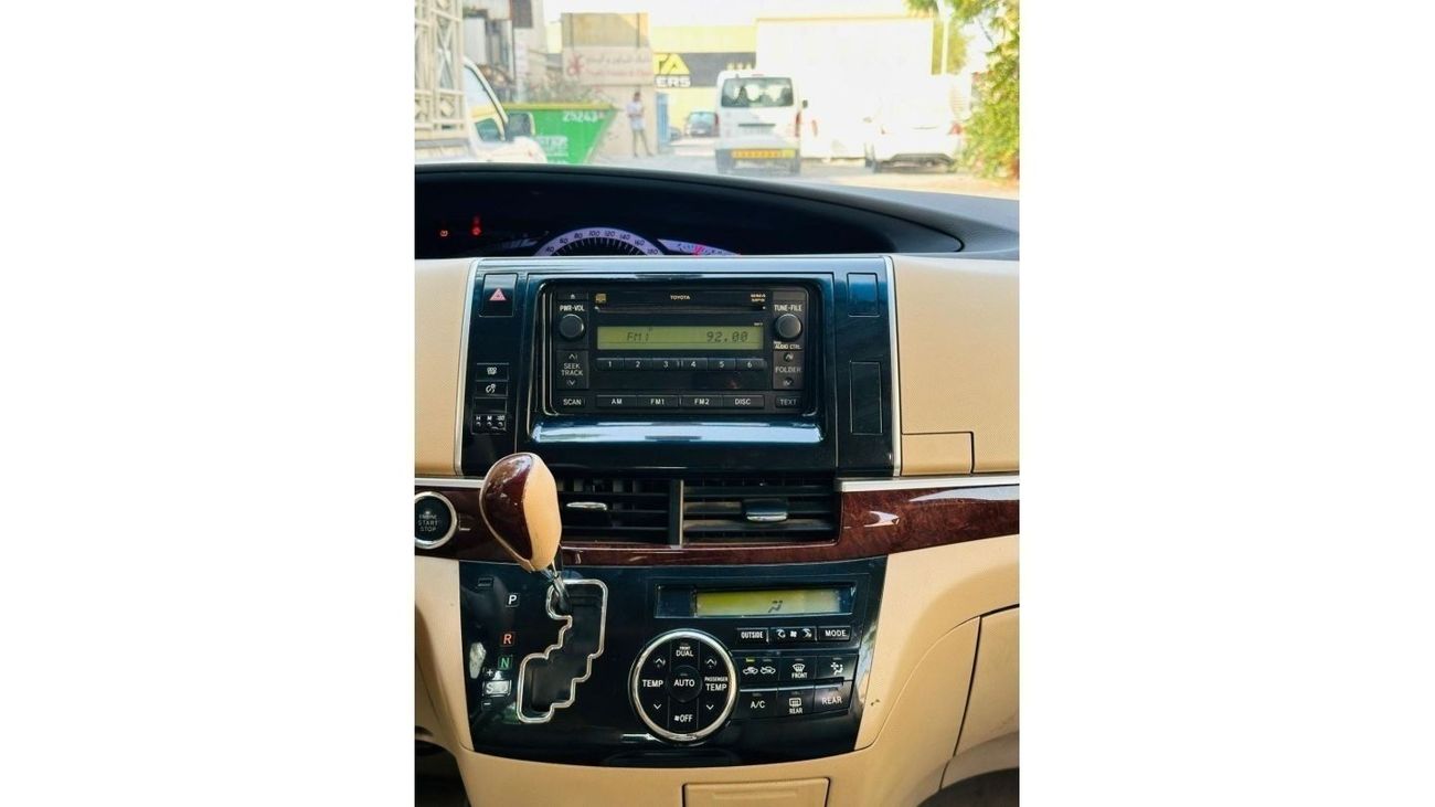 Toyota Previa AED 800 PM | GCC | PREVIA 3.5 V6 | 7 SEATER | AUTOMATIC REAR DOORS | WELL MAINTAINED