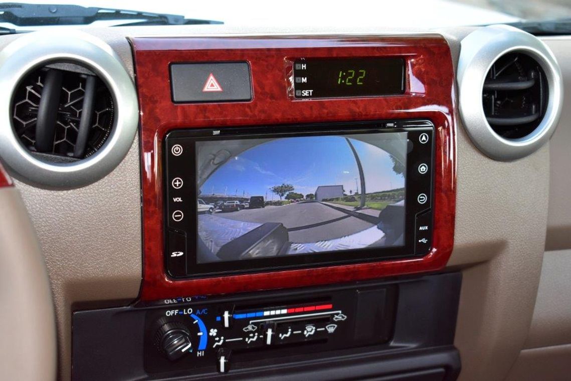 Toyota Land Cruiser Pick Up Double Cab LX Limited V8 4.5L Diesel Manual Transmission