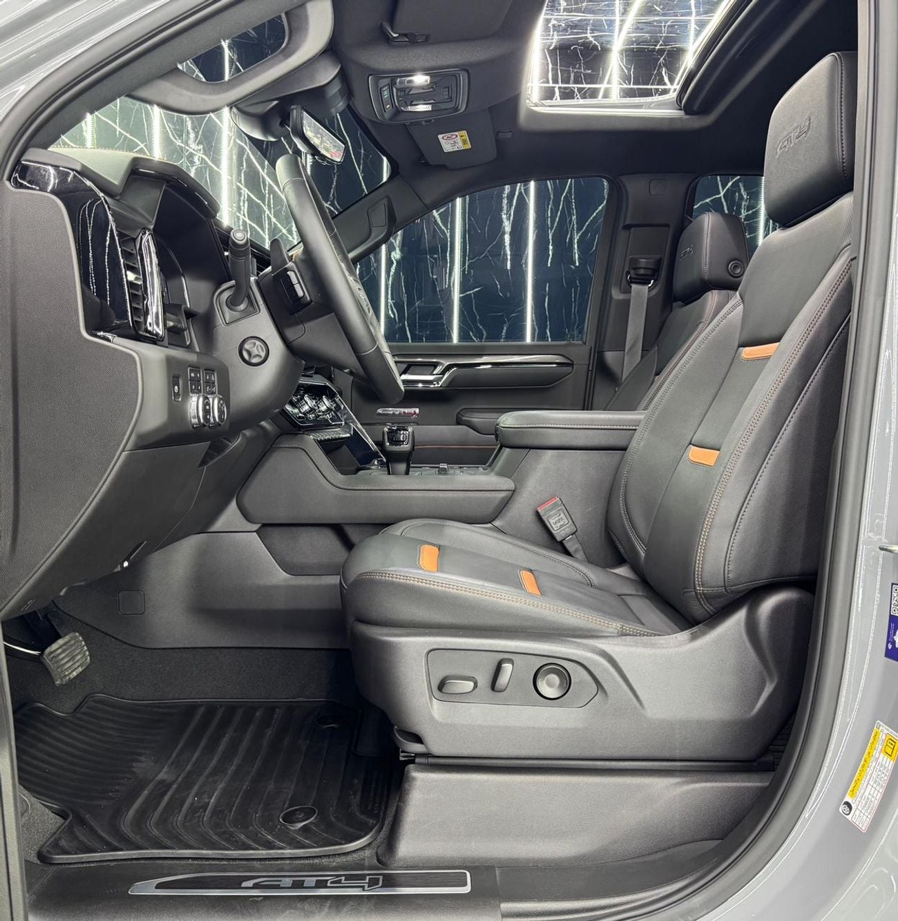 جي أم سي سييرا AT4,6.2L V8 Petrol Engine