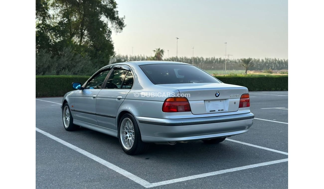 BMW 528i BMW 528I JAPAN V6  PERFECT CONDITION