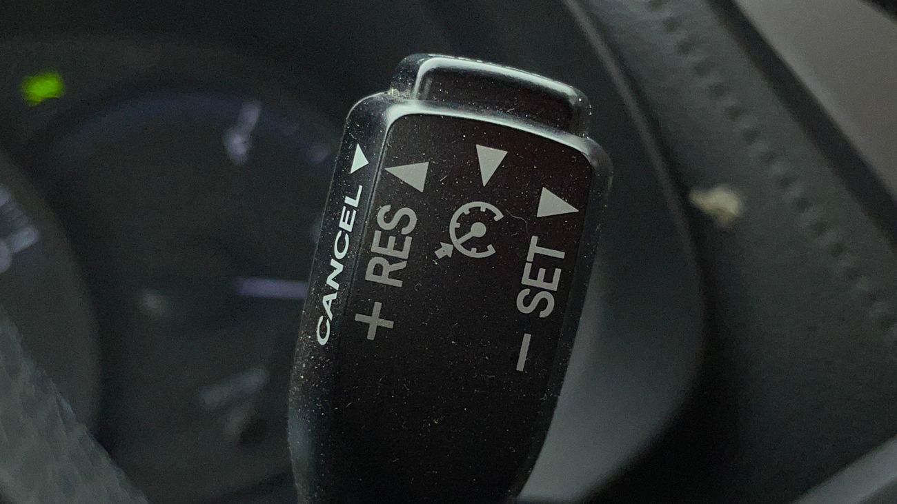 تويوتا يارس SE 1.5 | بدون دفعة مقدمة | اختبار قيادة مجاني للمنزل