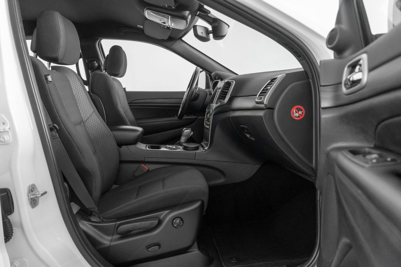 Jeep Grand Cherokee Laredo