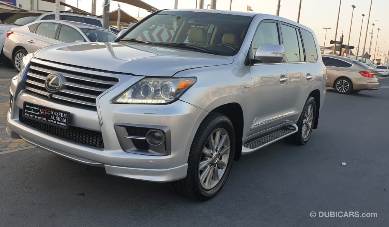 Lexus LX570 V8 full options upgrade 2015