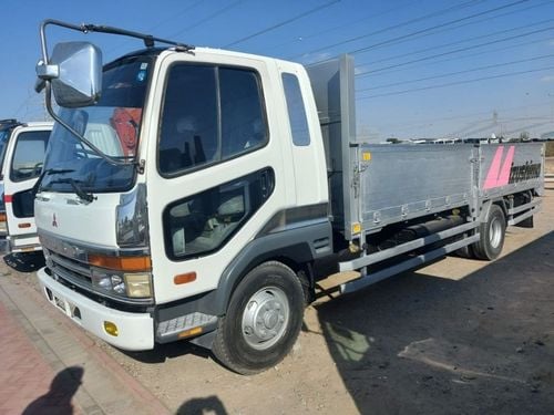 ميتسوبيشي فوسو كانتير Fighter 6D17, RHD, 4 Ton, Flat body, 8.2L (Export Only)