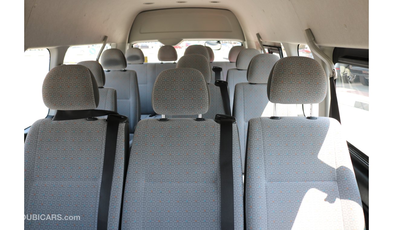 تويوتا هاياس HI ROOF 15 SEATER BUS