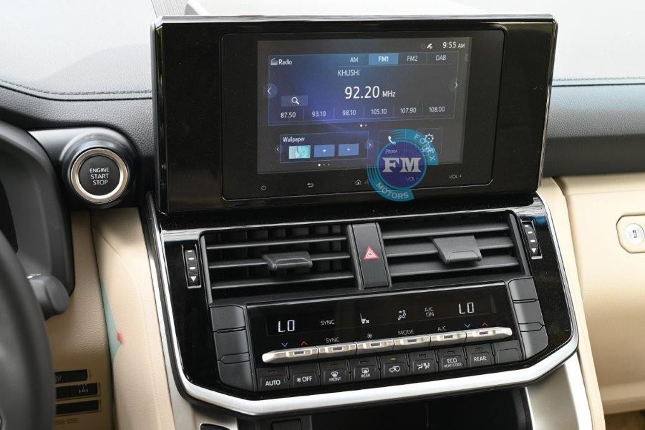 تويوتا لاند كروزر 300 EXR 6 4.0L Petrol 7 Seater Automatic