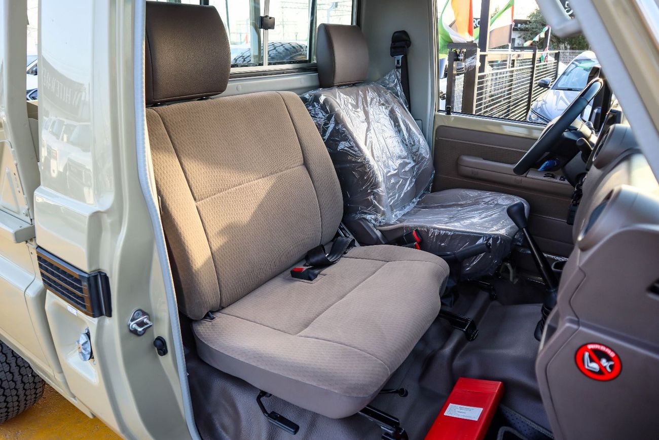 Toyota Land Cruiser Pick Up Std 4.0L Single Cab Utility AWD Toyota Land Cruiser Single Cab (70 Series) – GRJ79 – 4.0L Pick-Up – 