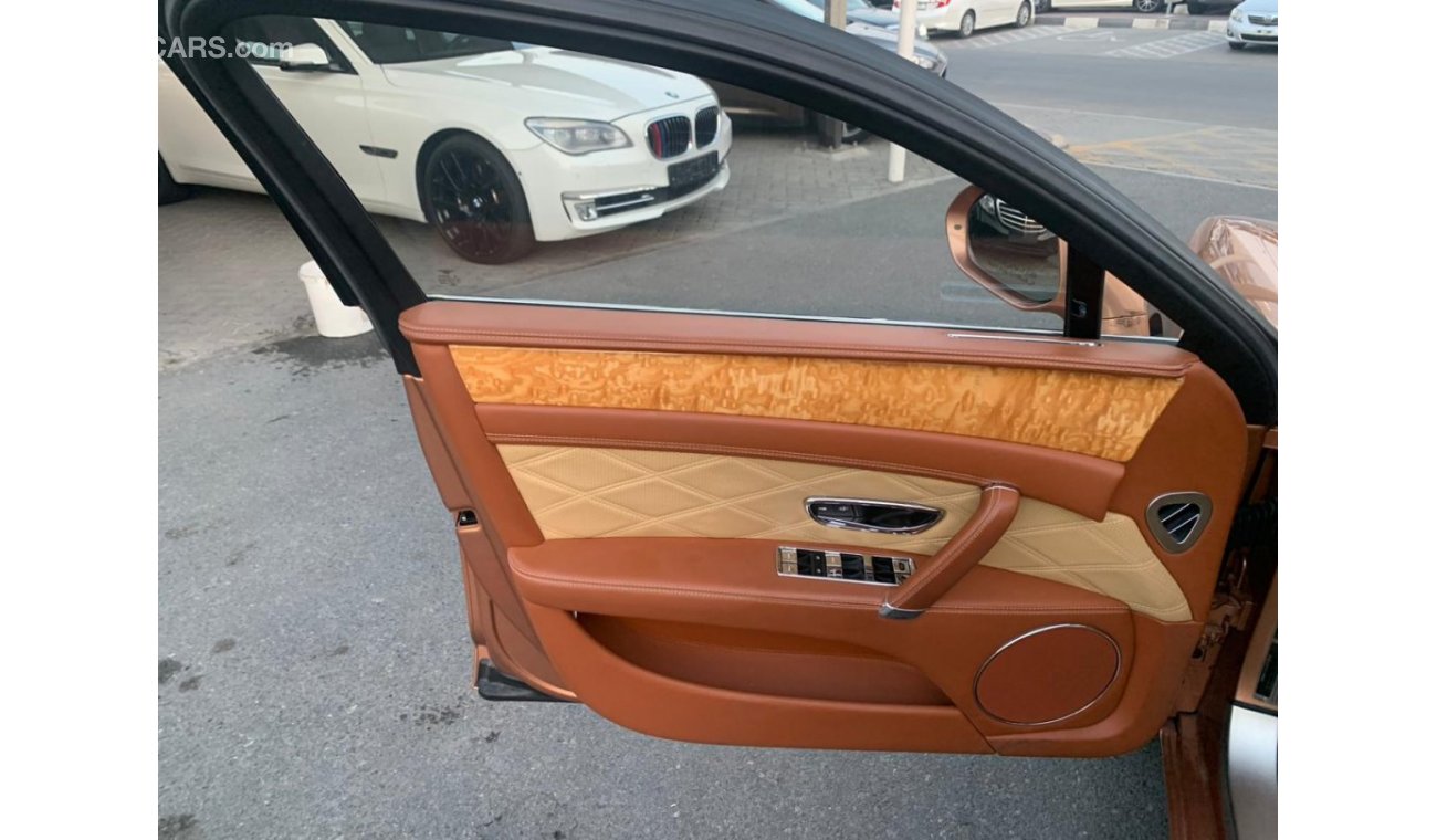 بنتلي كونتيننتال فلاينج سبر Bentley Continental - Flying Spur_Gcc_2014_Excellent_Condition _Full option