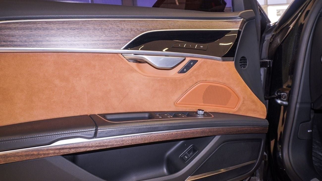 Audi A8 L 55 TFSI quattro 3.0L (335 HP)