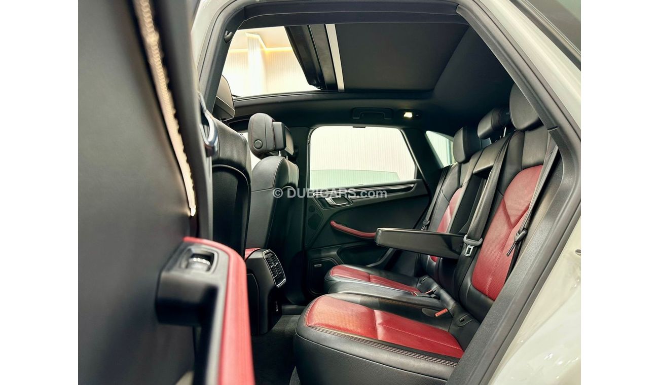 Porsche Macan 2017 Porsche Macan S, Warranty, Full Service History, Full Options, Low Kms, GCC