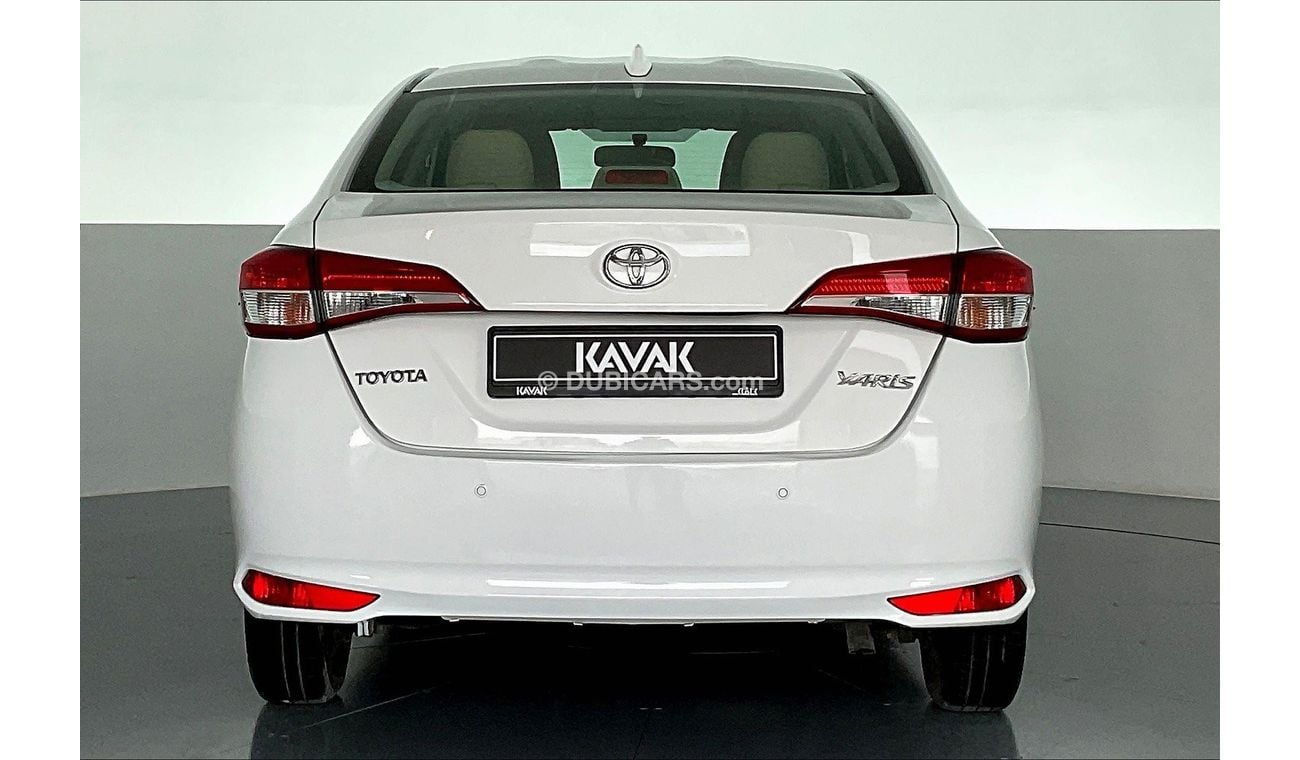 تويوتا يارس SE / E
